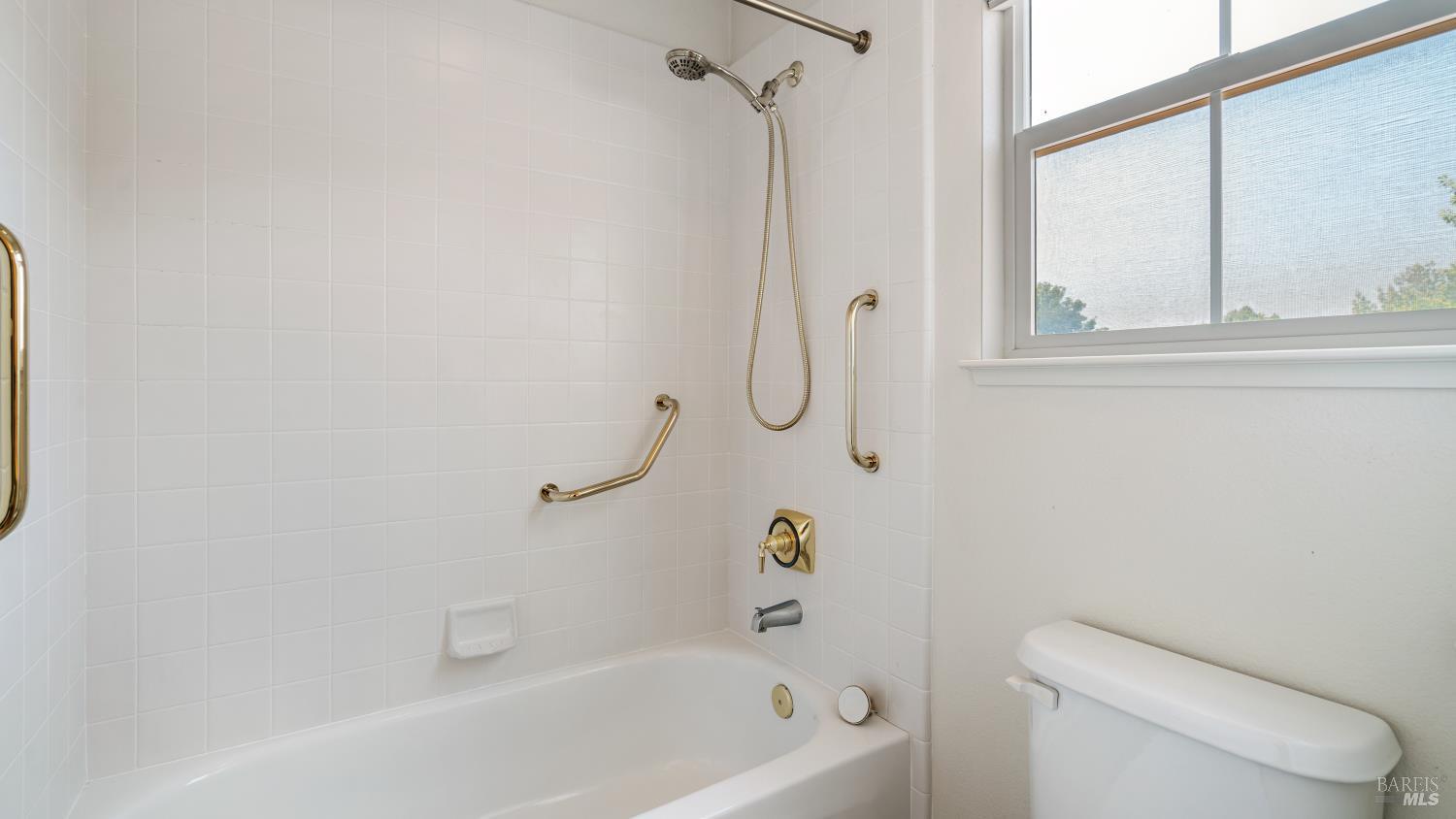 15 Wedgewood Ct