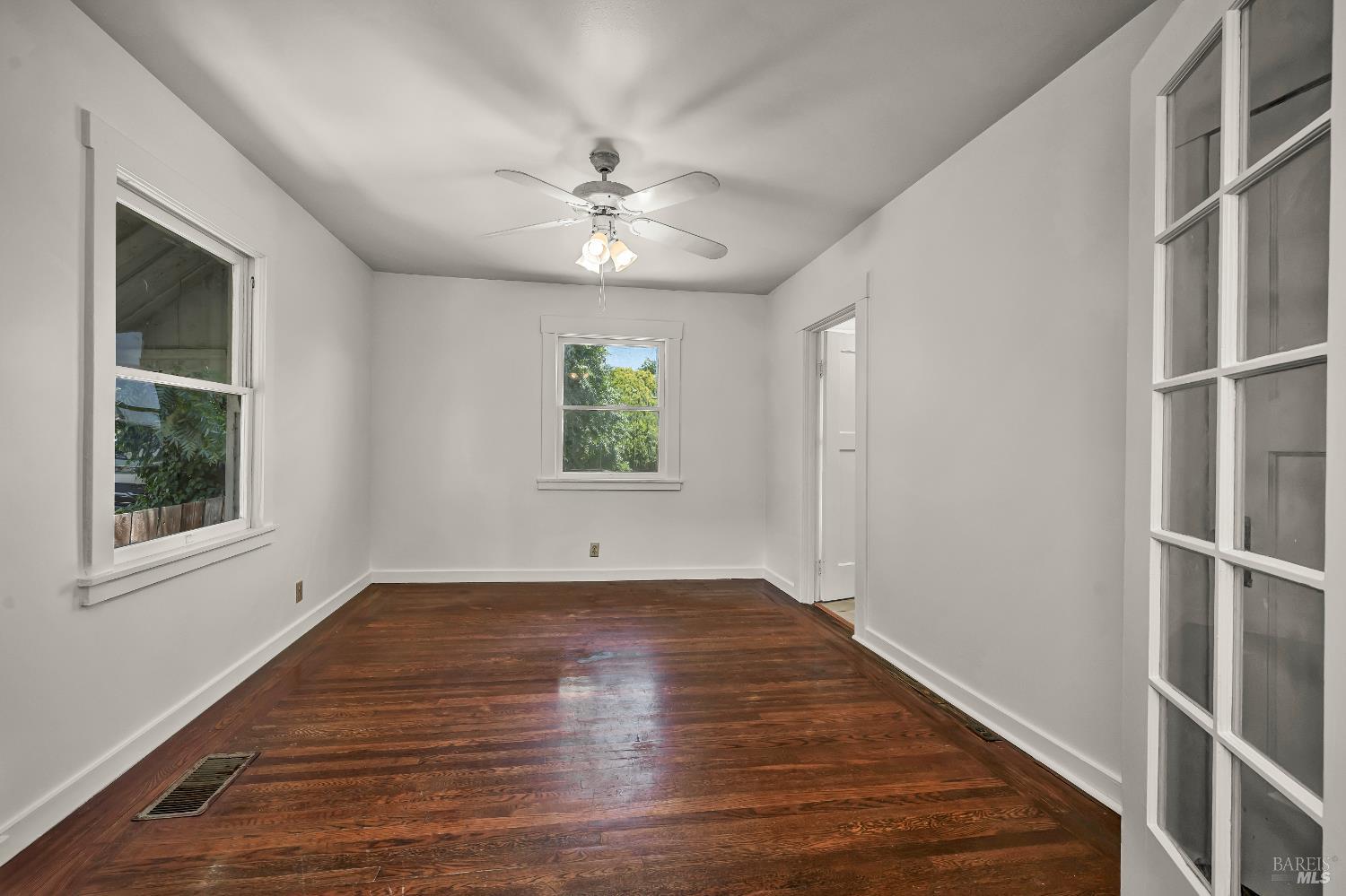 1800 Santa Clara St