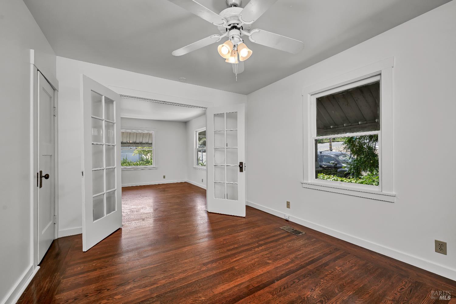 1800 Santa Clara St
