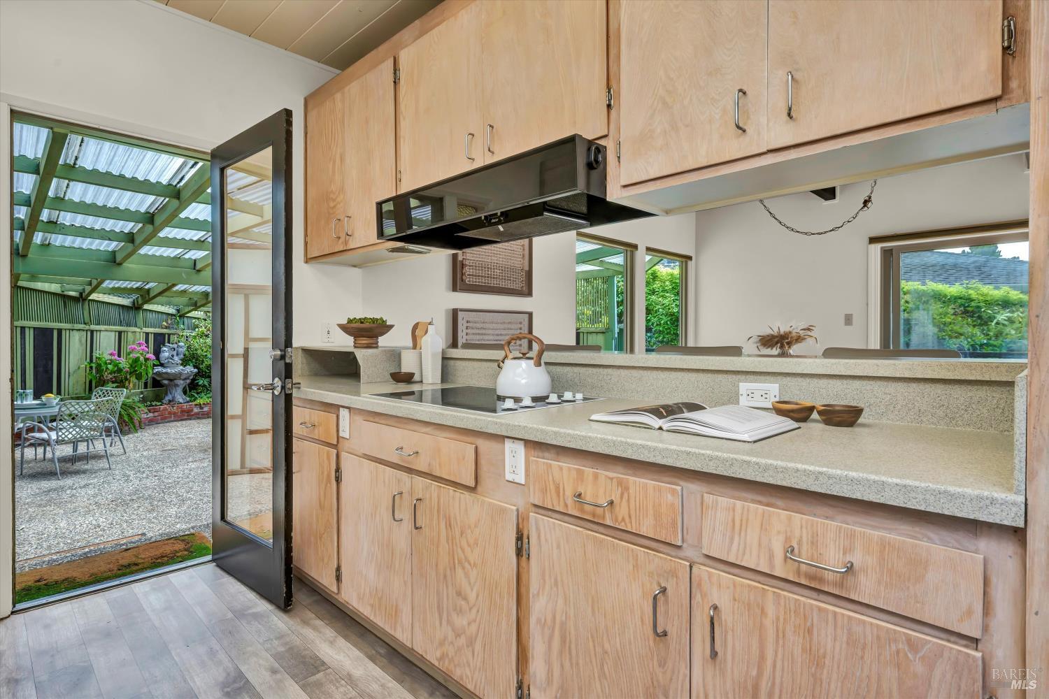 22 Keats Dr