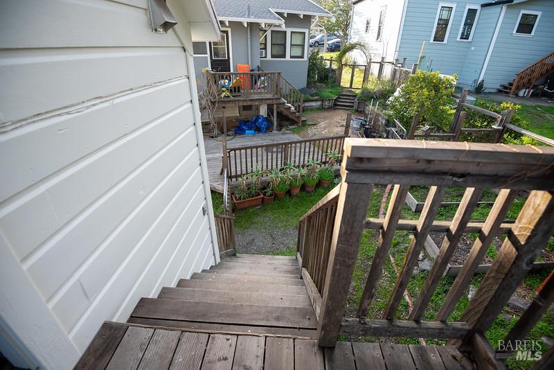 306 Howard St