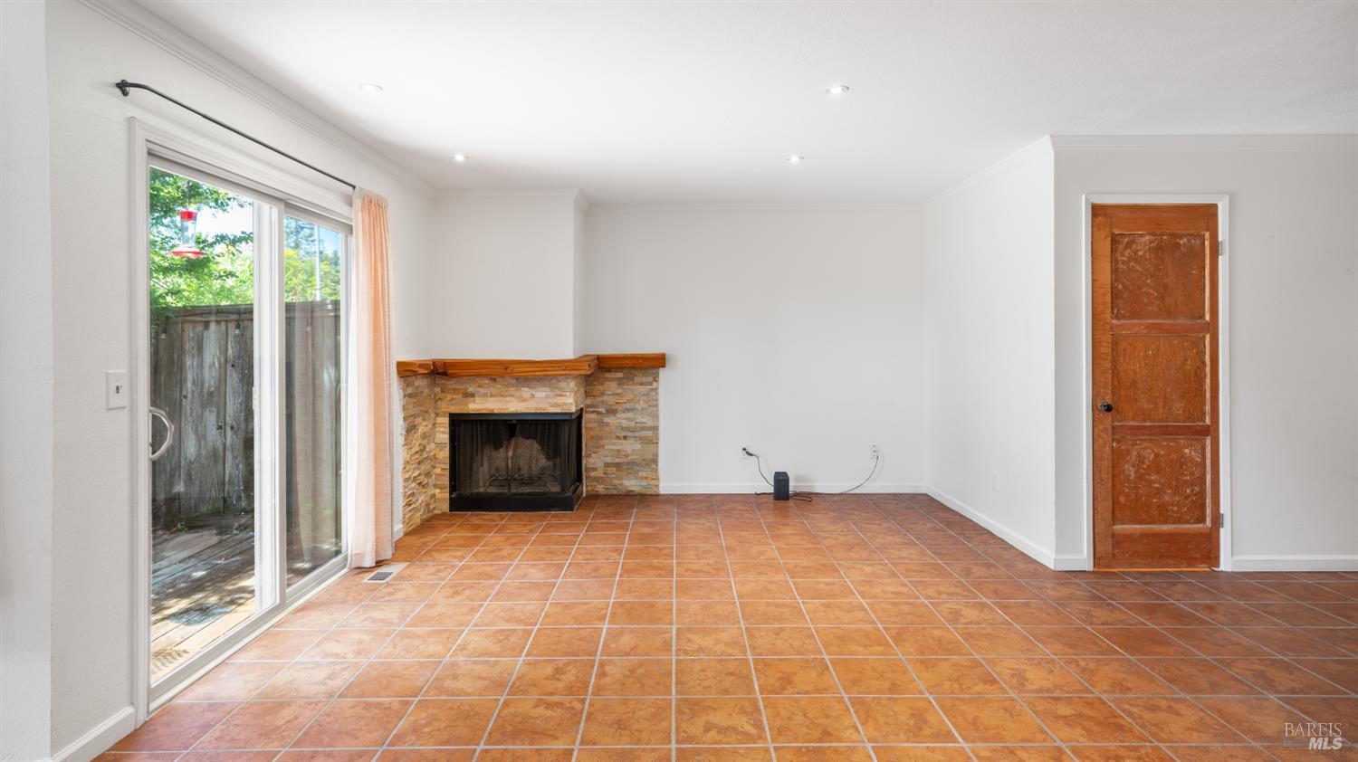 602 Marylyn Cir