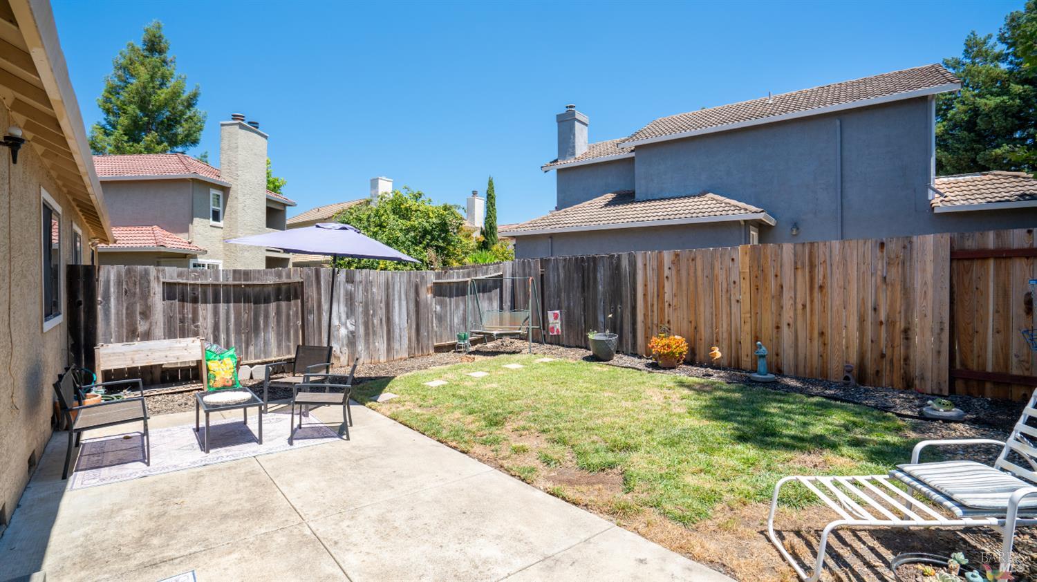112 Francis Cir
