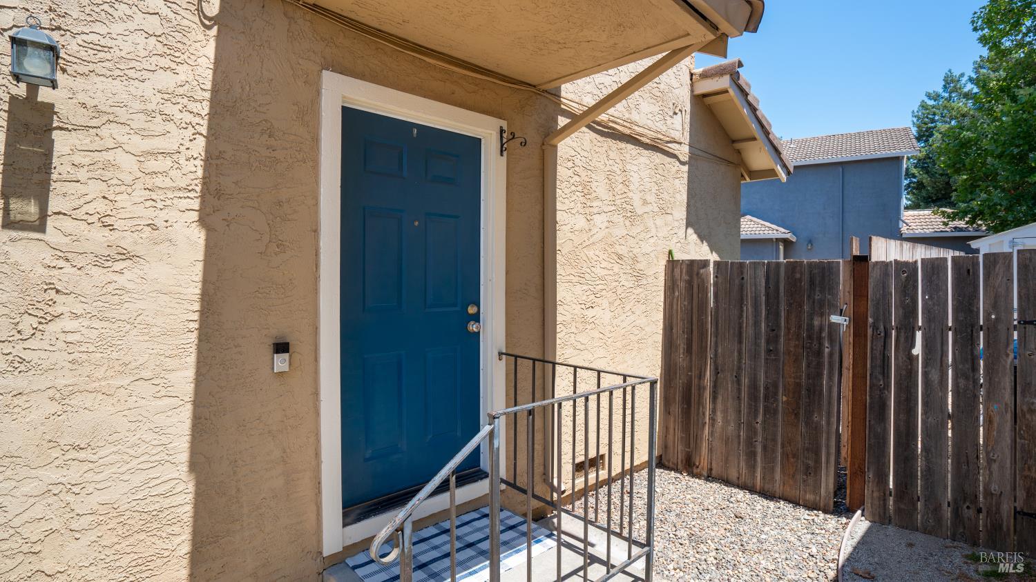 112 Francis Cir