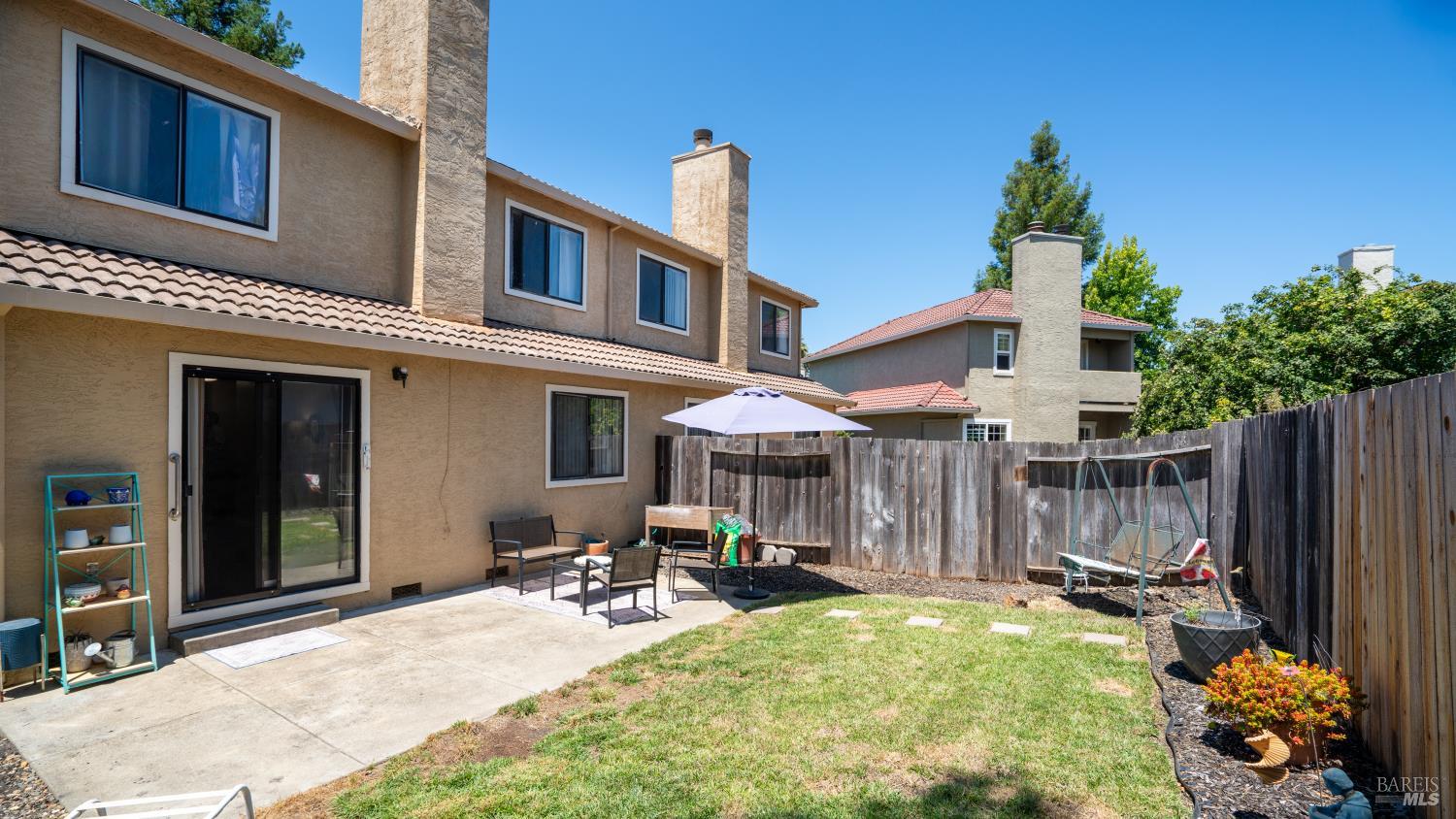 112 Francis Cir