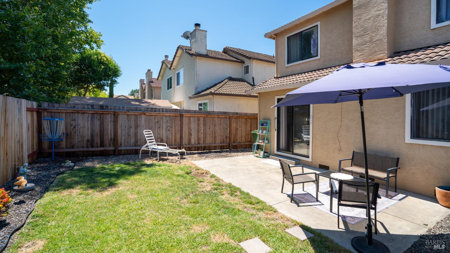 112 Francis Cir