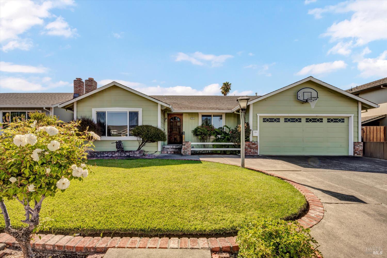 1612 San Marino Dr