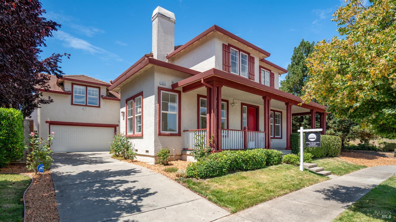 1935 Sestri Ln