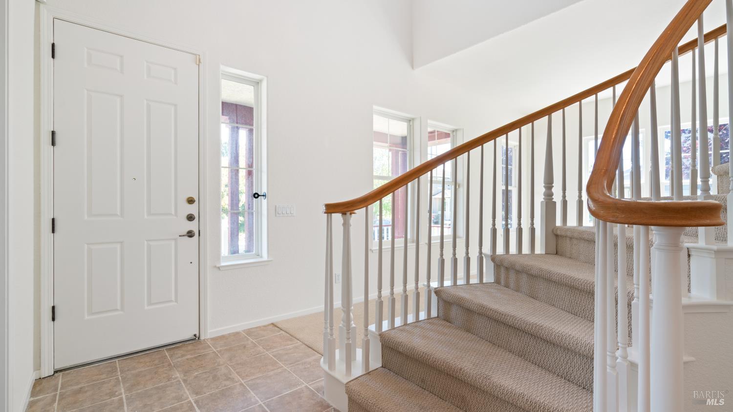 1935 Sestri Ln