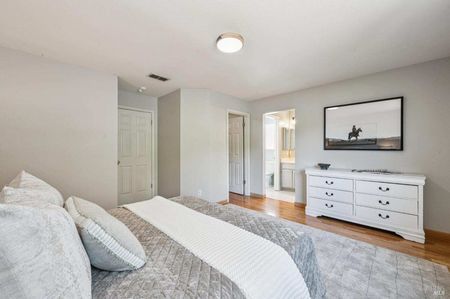 8030 Macaw Ct