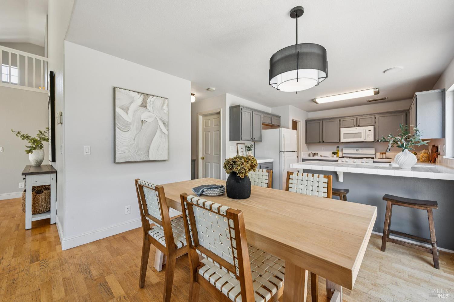 8030 Macaw Ct