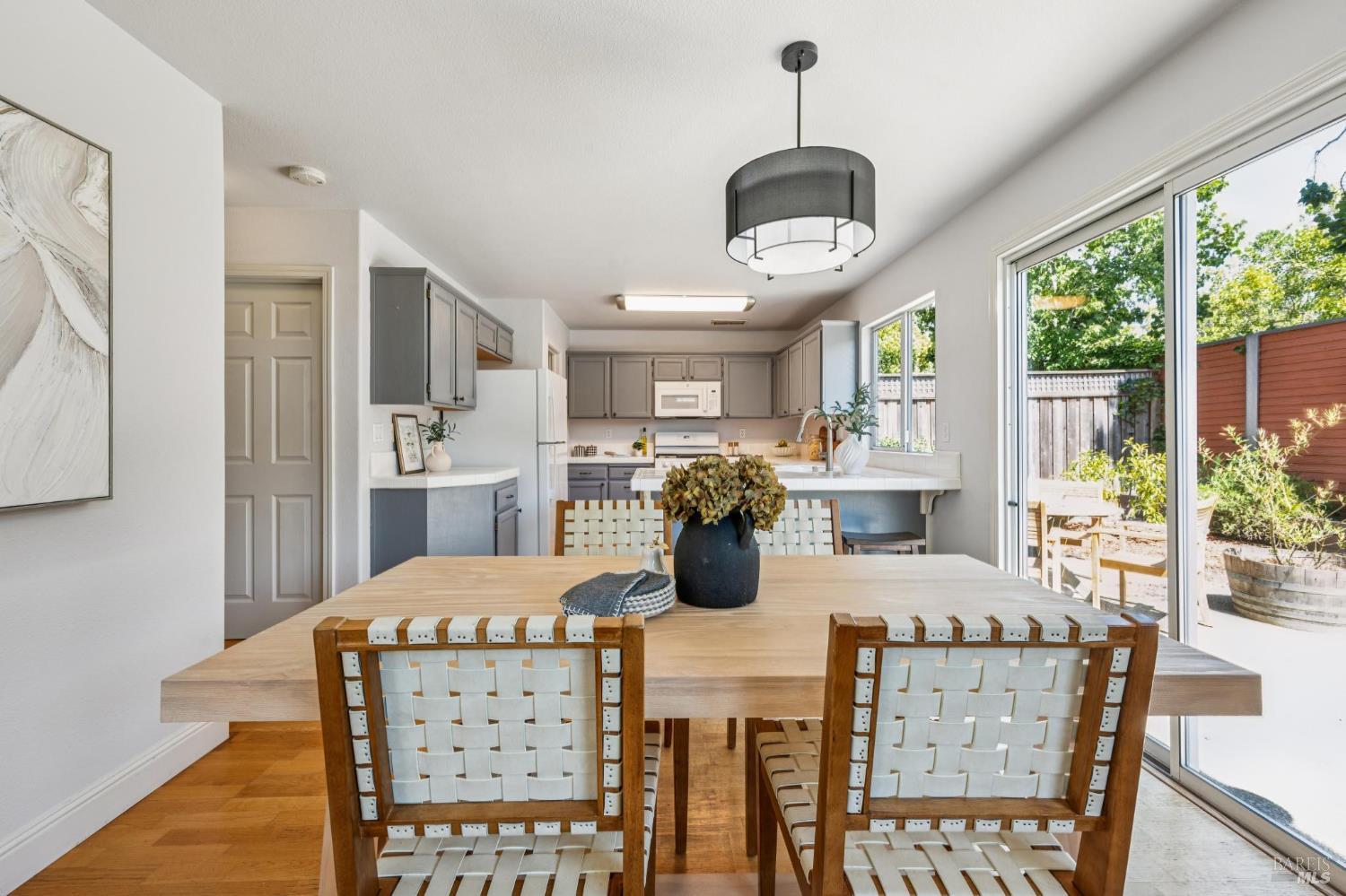 8030 Macaw Ct