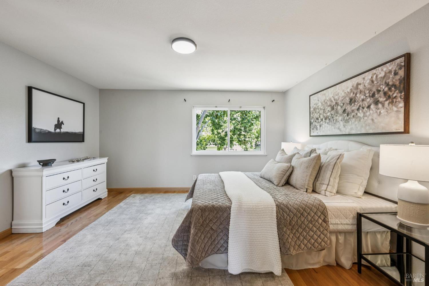8030 Macaw Ct