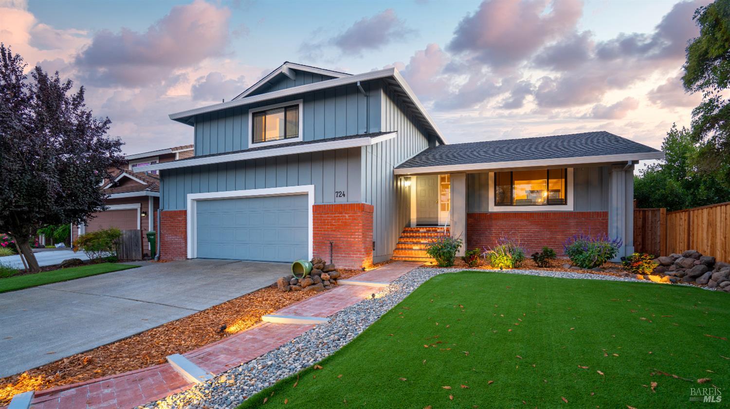 724 Garfield Dr