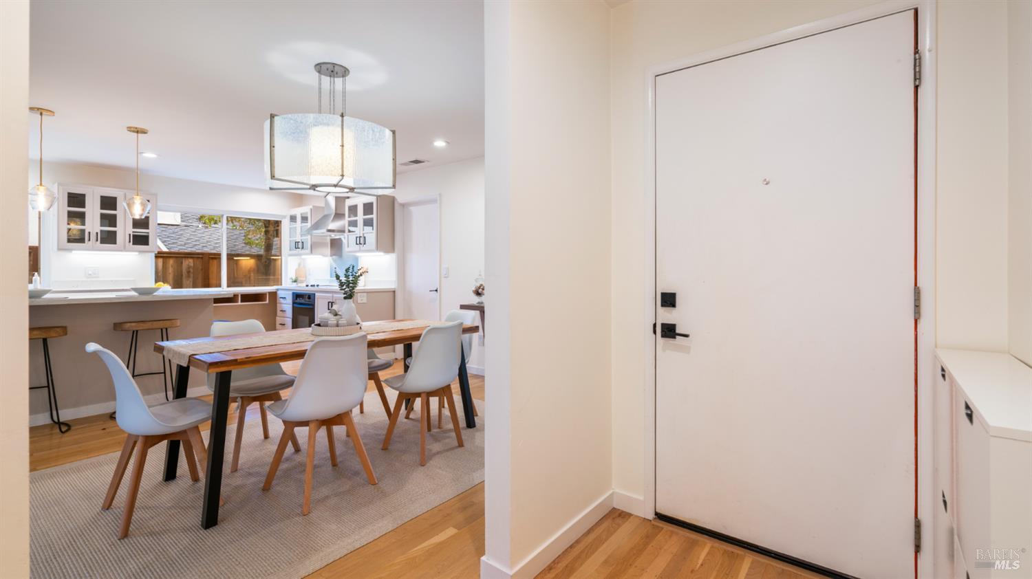 1881 Las Gallinas Avenue