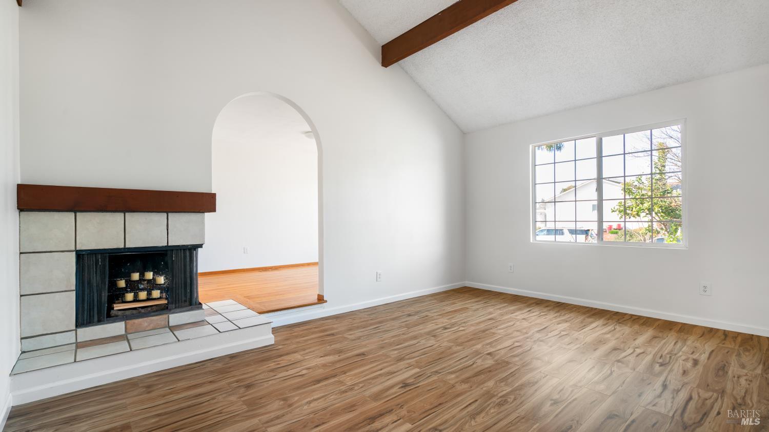 1636 Sarkesian Drive