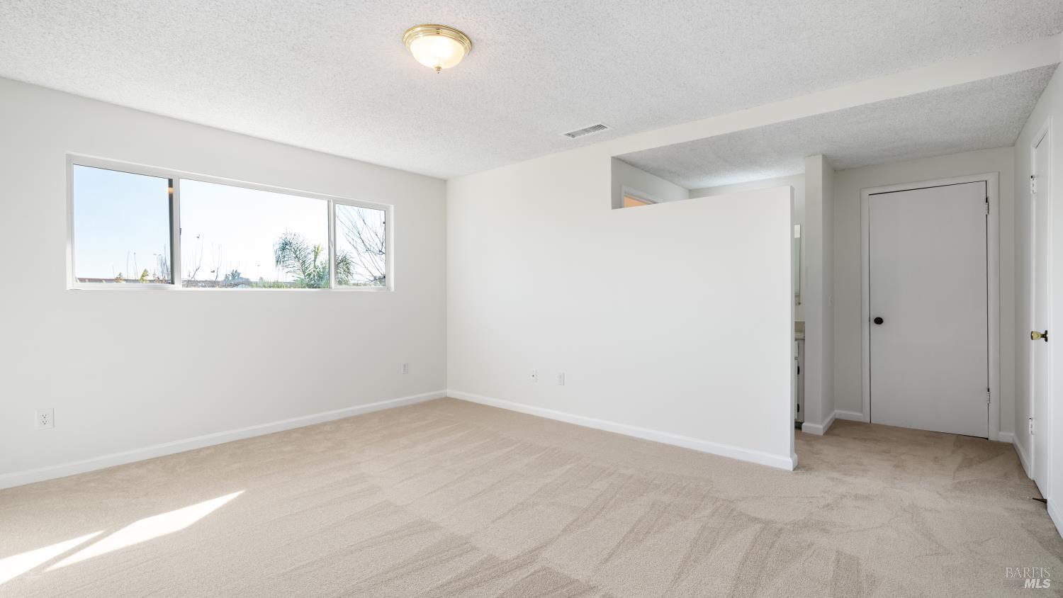 1636 Sarkesian Drive