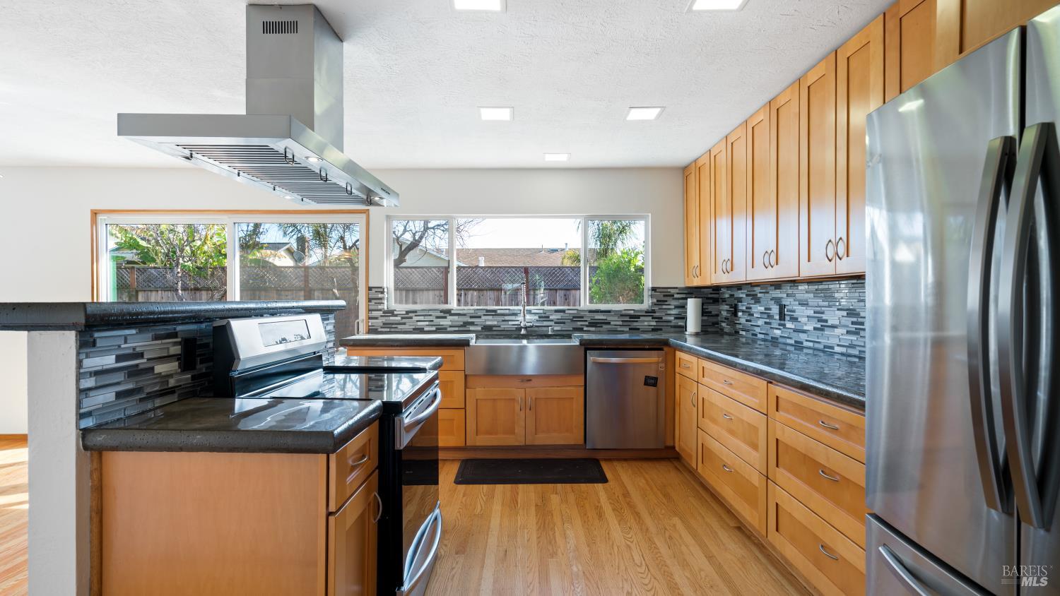 1636 Sarkesian Drive