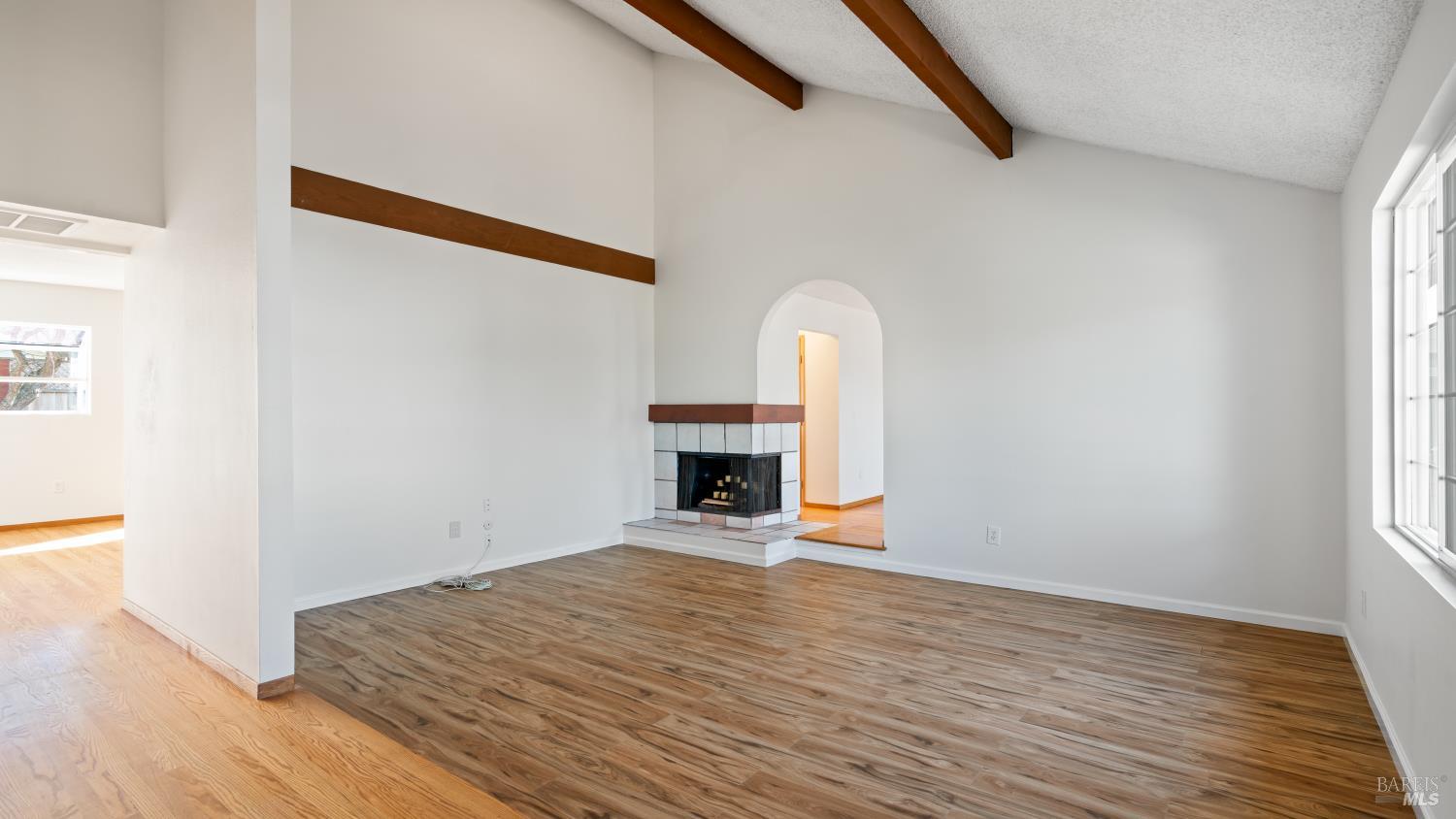 1636 Sarkesian Drive