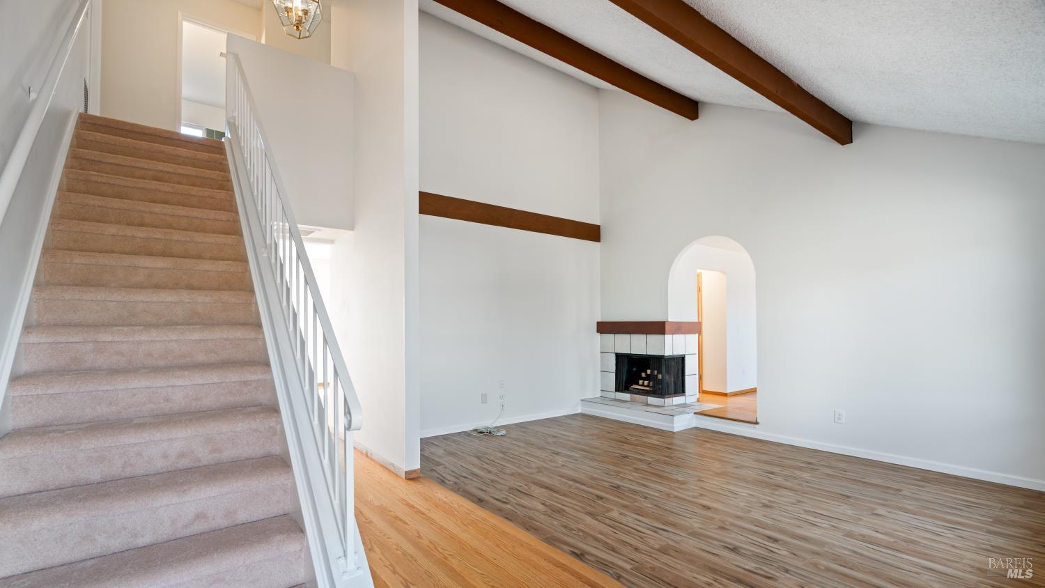 1636 Sarkesian Drive