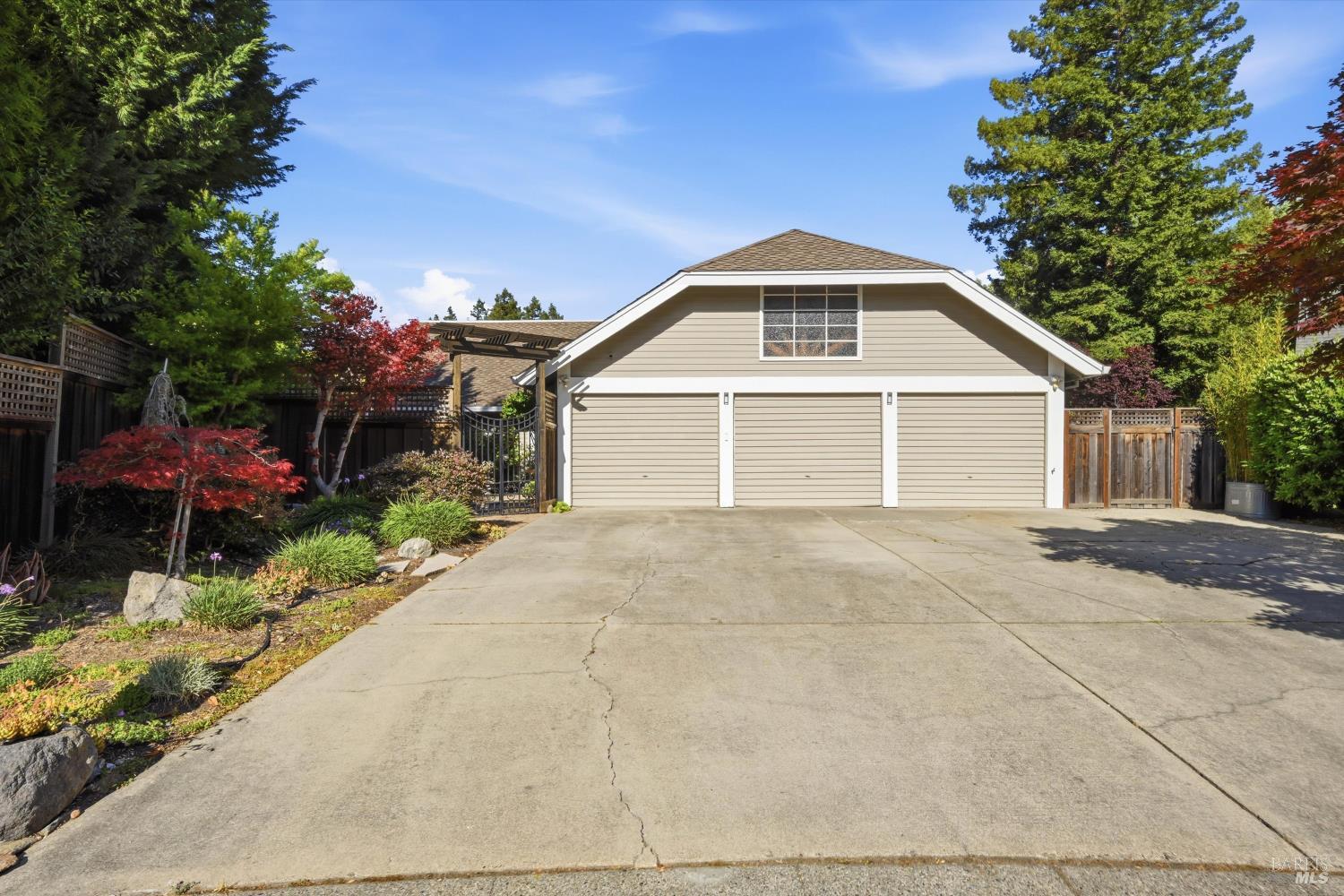 488 Casa Verde Circle