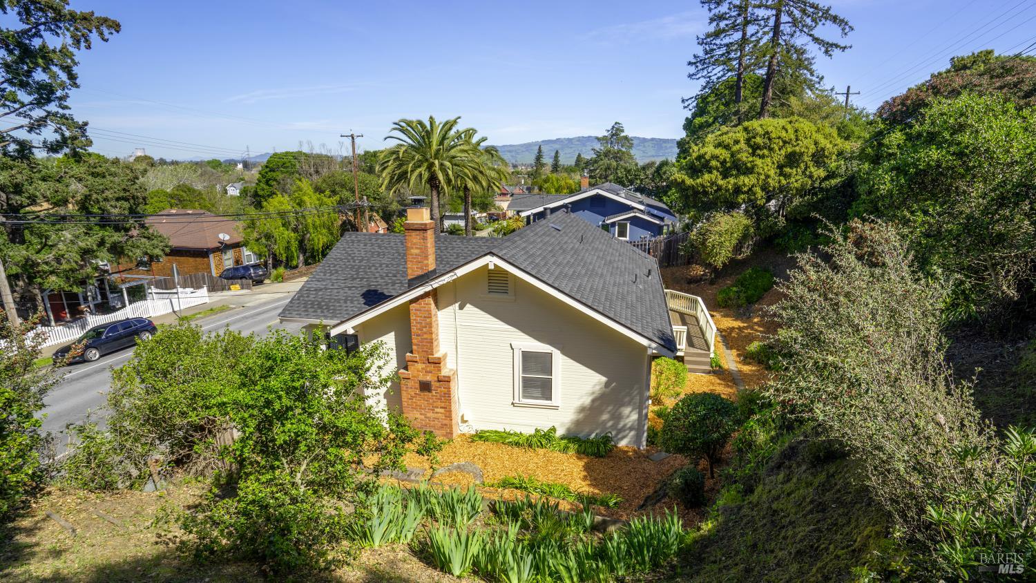 733 I Street