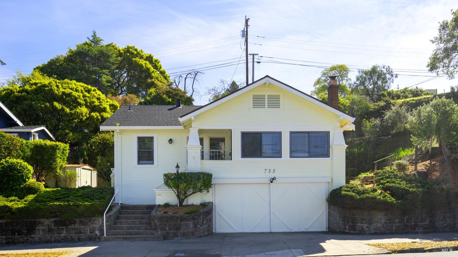 733 I Street