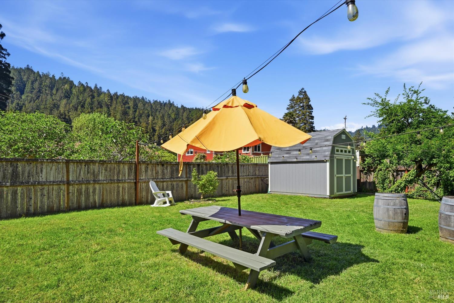 20550 Foothill Drive