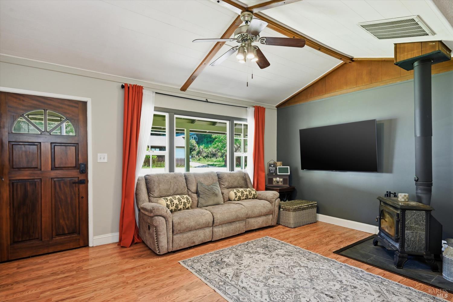 20550 Foothill Drive