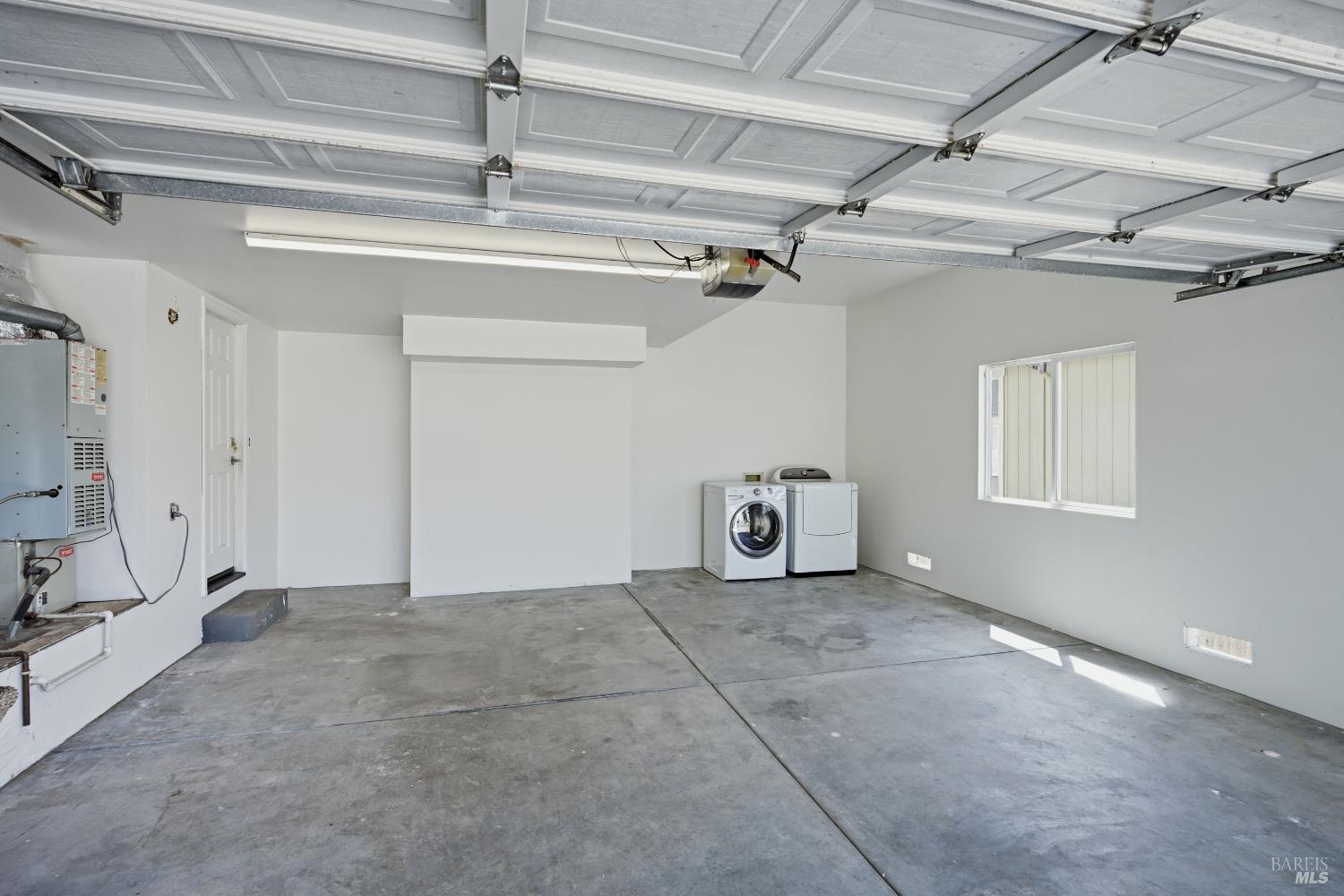 5682 Raters Drive