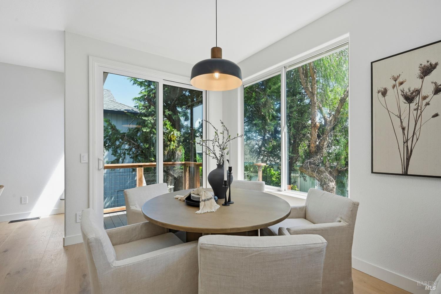 5682 Raters Drive