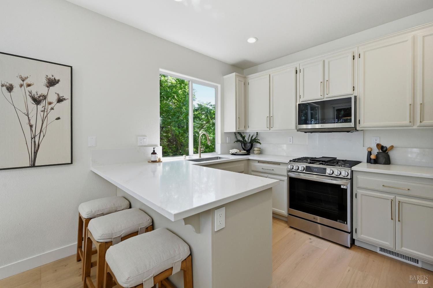 5682 Raters Drive