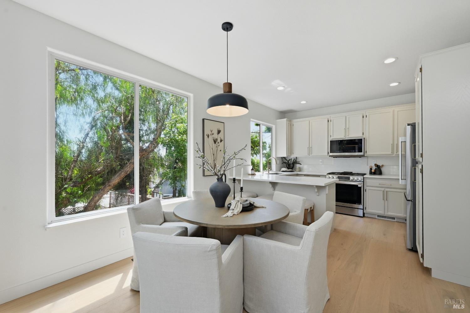 5682 Raters Drive