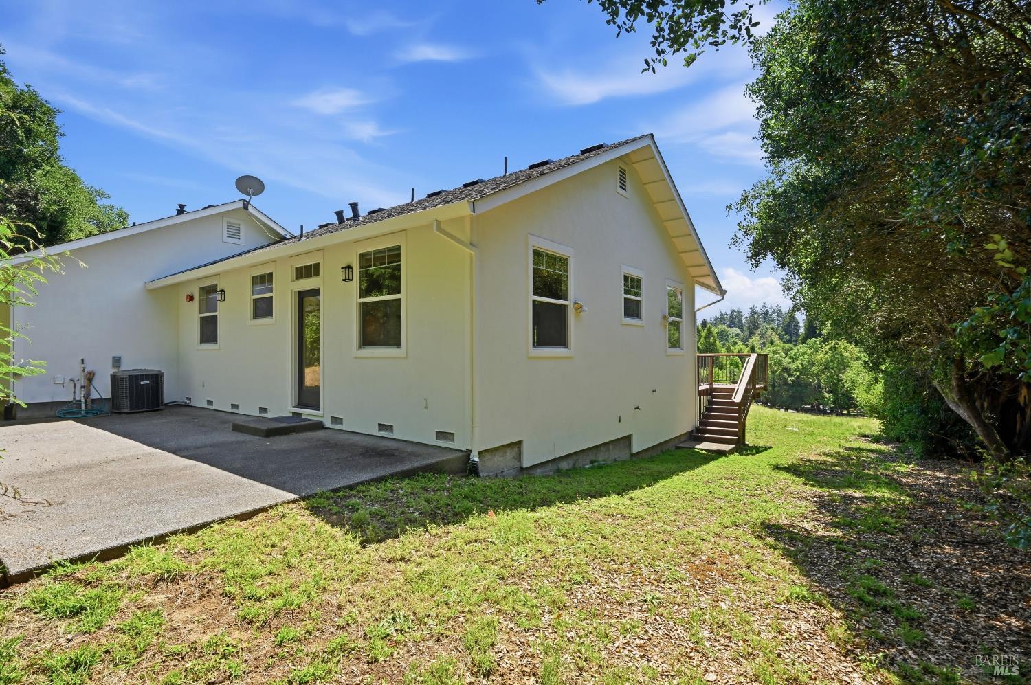 1476 High School Road