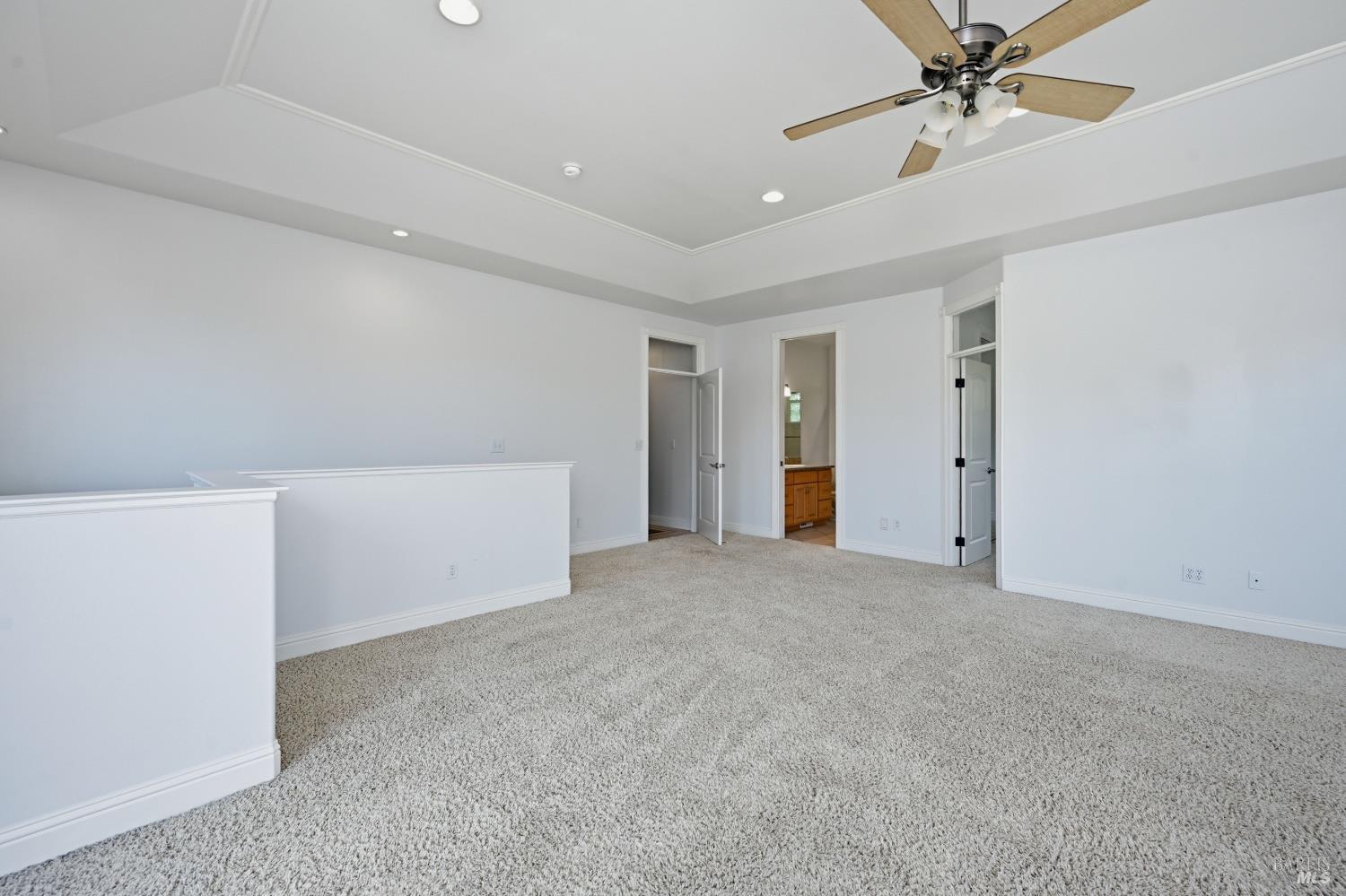 1476 High School Road