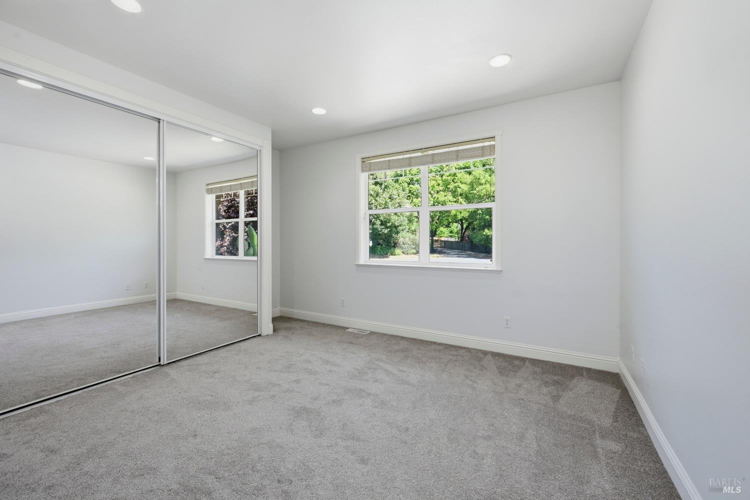 1476 High School Road