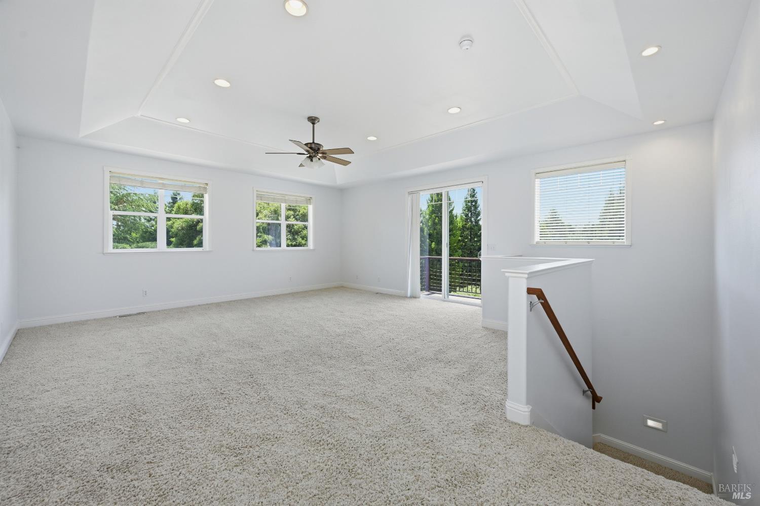 1476 High School Road