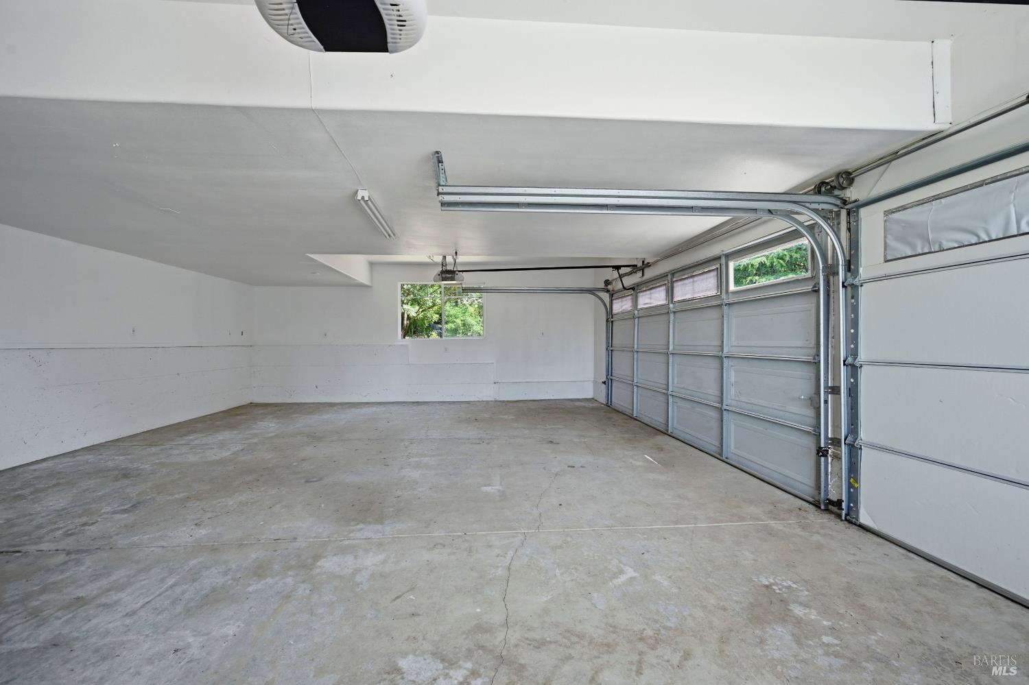 1476 High School Road