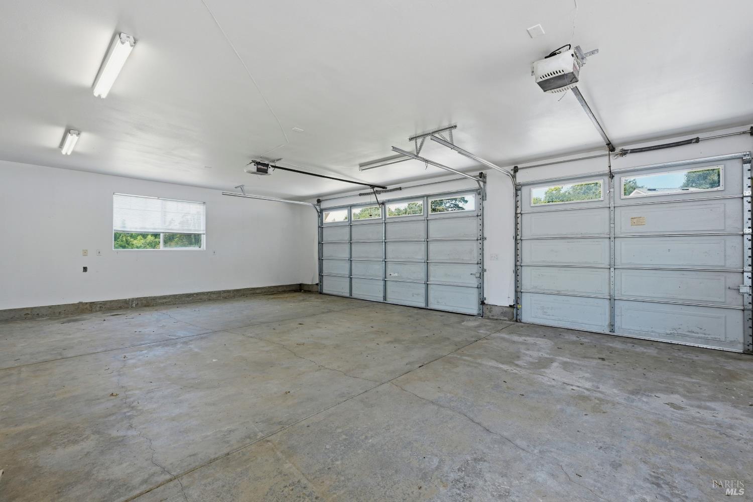 1476 High School Road