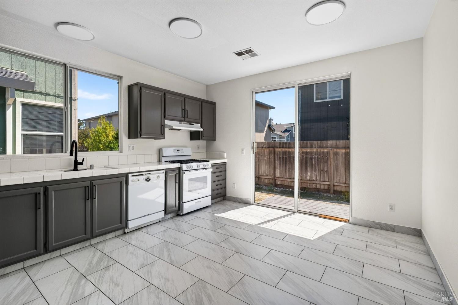 2358 Lapis Lane