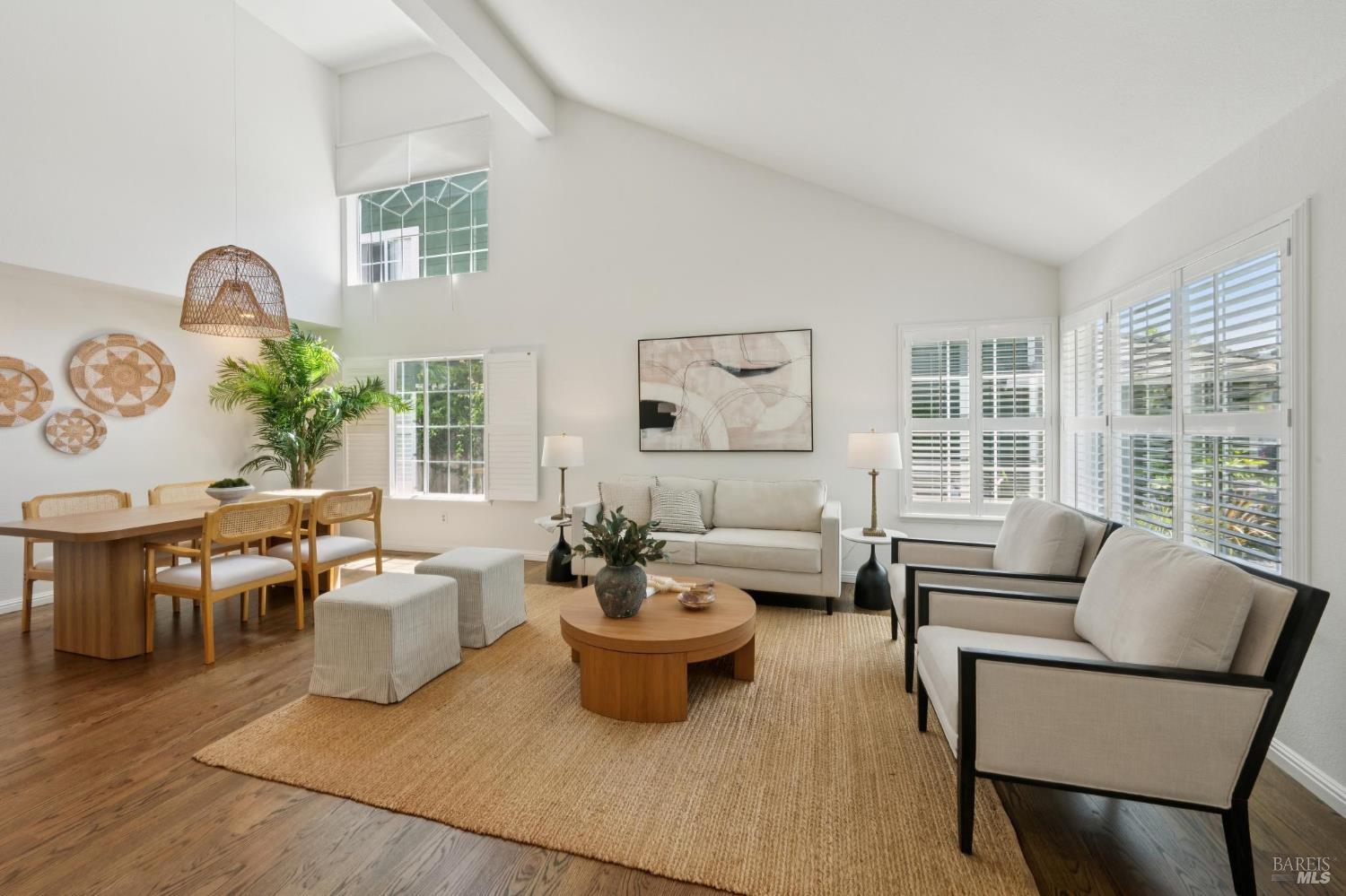 1746 Silverado Circle