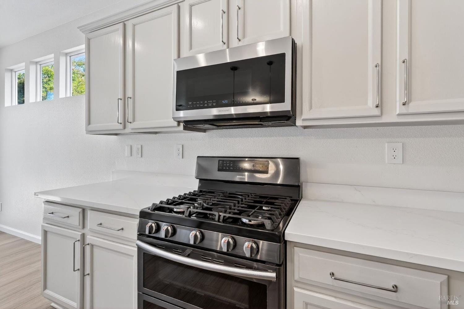 2974 Dutton Meadow
