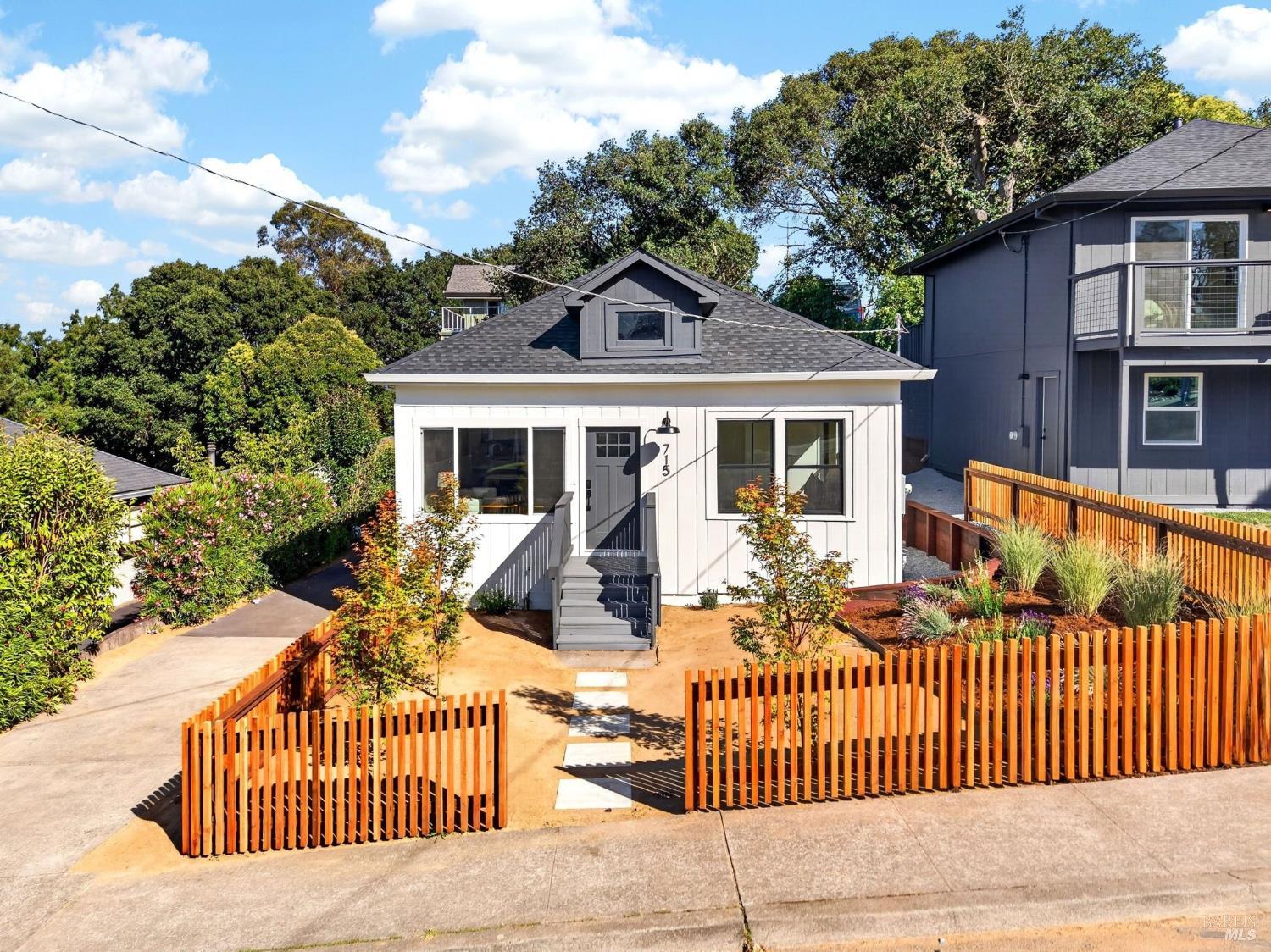 719 Bassett Street