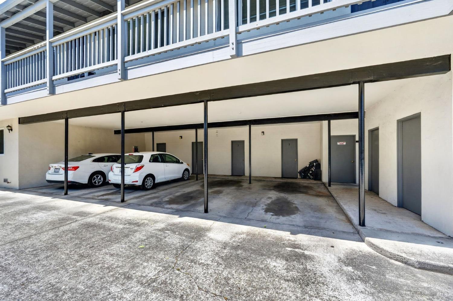406 Klute Street