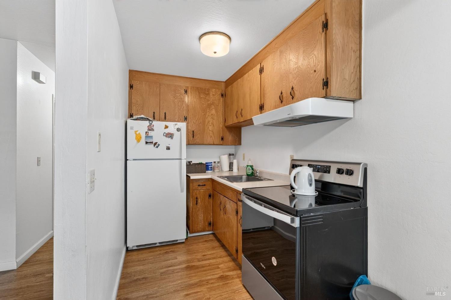 406 Klute Street