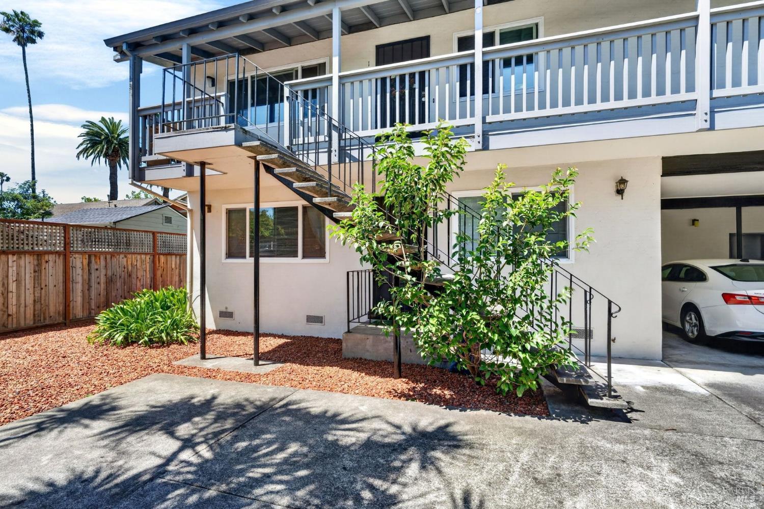 406 Klute Street