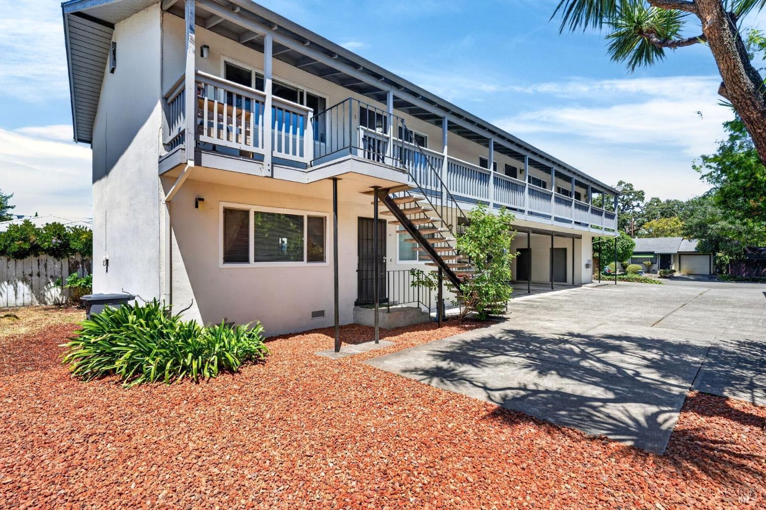 406 Klute Street