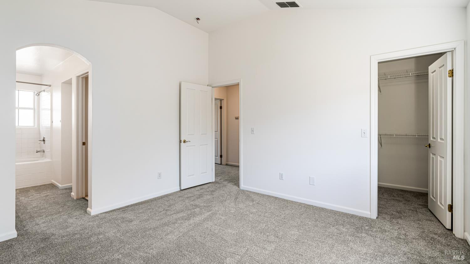 1013 Warren Drive