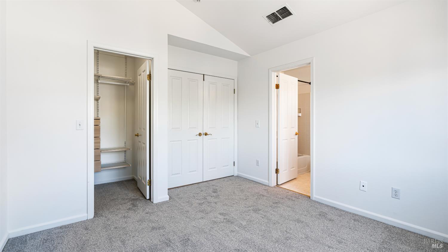 1013 Warren Drive