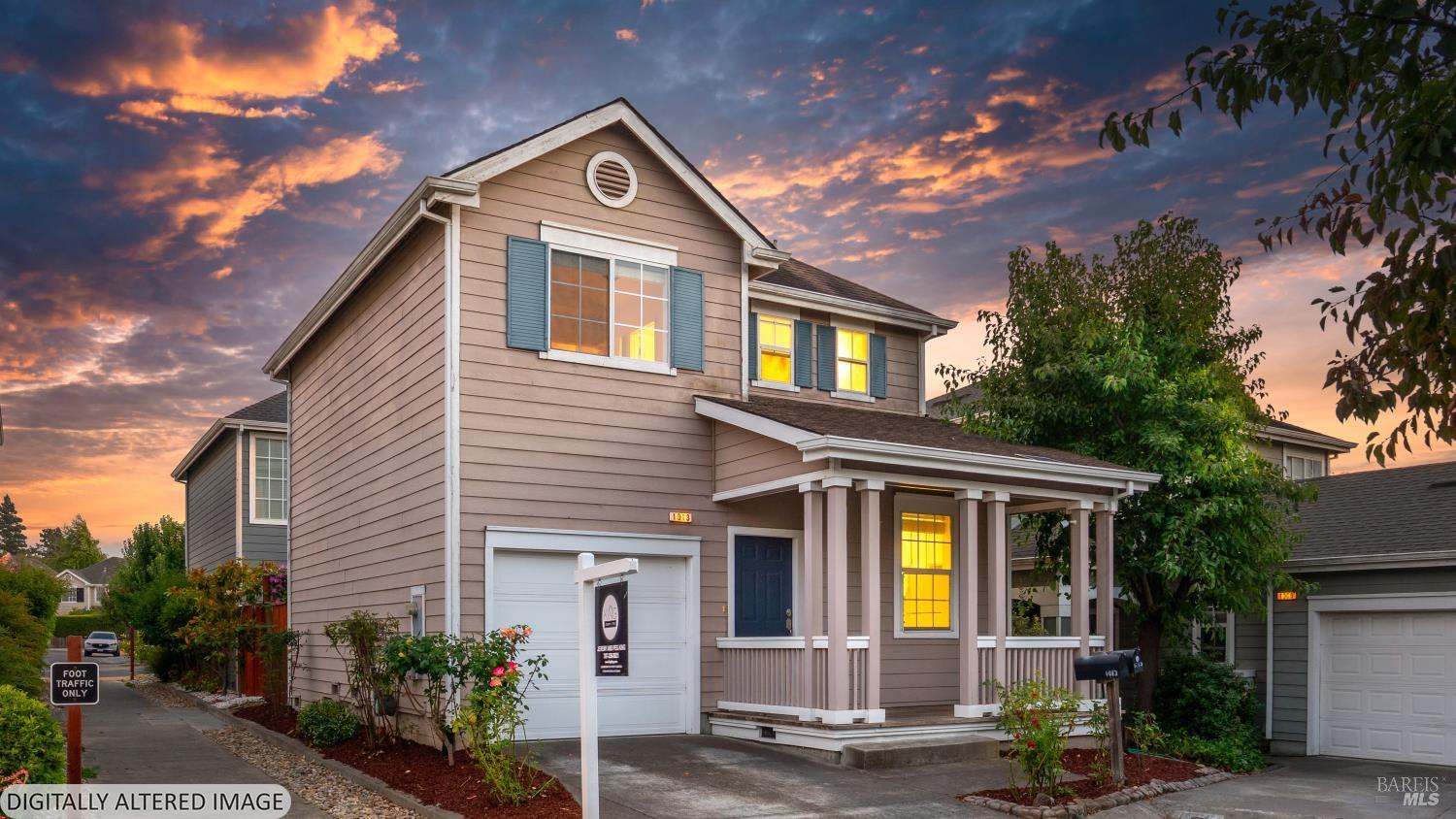1013 Warren Drive